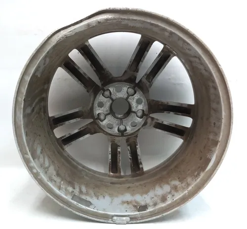 Диск колісний (19x8.0J - SILVER) з пошкодженням Tesla model S, model S REST 1054040-00-B