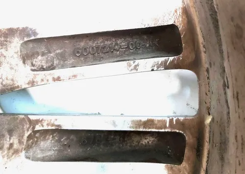 Диск колісний (19x8.0J - SILVER) з пошкодженням Tesla model S, model S REST 1054040-00-B