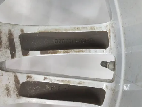 Montáž kola s poškozením (disk 19*8J, pneu MICHELIN 245/45 R19 TPMS senzor, běhoun 2,24mm) Tesla model S 1076891-00-B