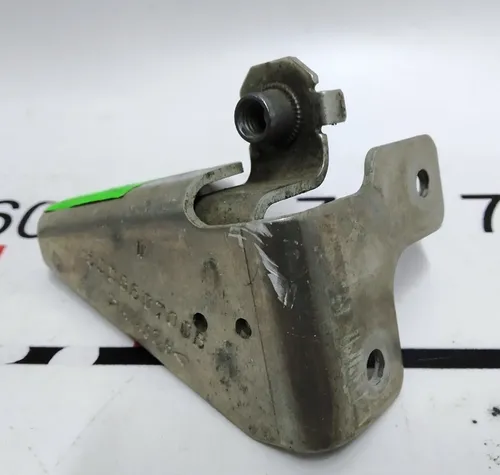 Držák klaksonu pravý Tesla model S 1014399-00-A