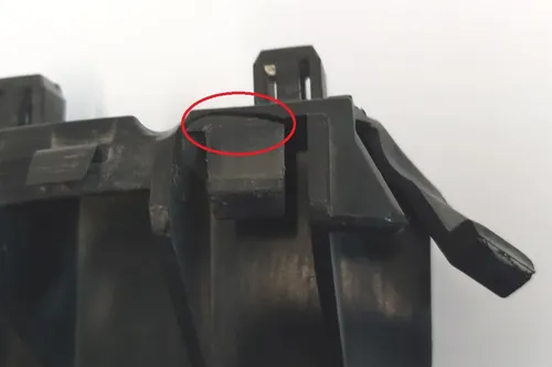 Vleugelgeleider rechtsvoor (schaal) met schade Tesla model S, model S REST 1095496-00-A