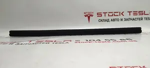 Joint de vitre intérieur de porte arrière gauche Tesla model S, model S REST 1038407-00-A