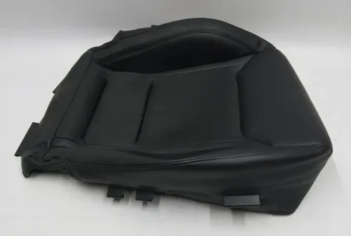 4 乘客座椅下部的衬里 NEXT GEN BLACK (GEN 2)（损坏 - 轻微划痕、皱折） Tesla Model S、Model S REST 1056288-02-B