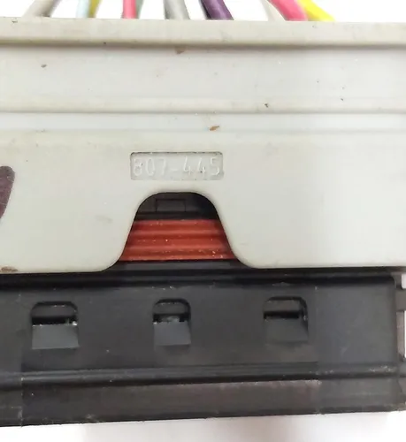 Роз'єм (фішка) на передній бампер PA66GF25 (тато) 807-446 LH 706-326 1.4 A LH Tesla model 3 1067954-00-E