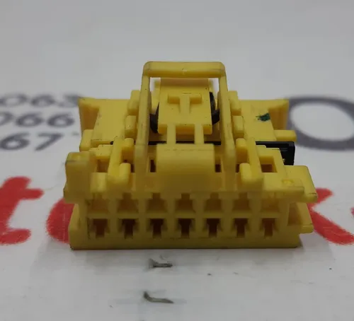 Роз'єм (фішка) блоку перемикачів модуля управління рульовою колонкою A2045450426 Tesla model S 1004422-01-H