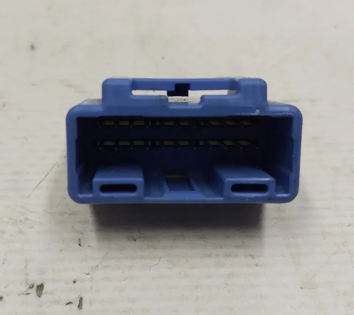 Conector de cablare Tesla model X 1043275-00-E